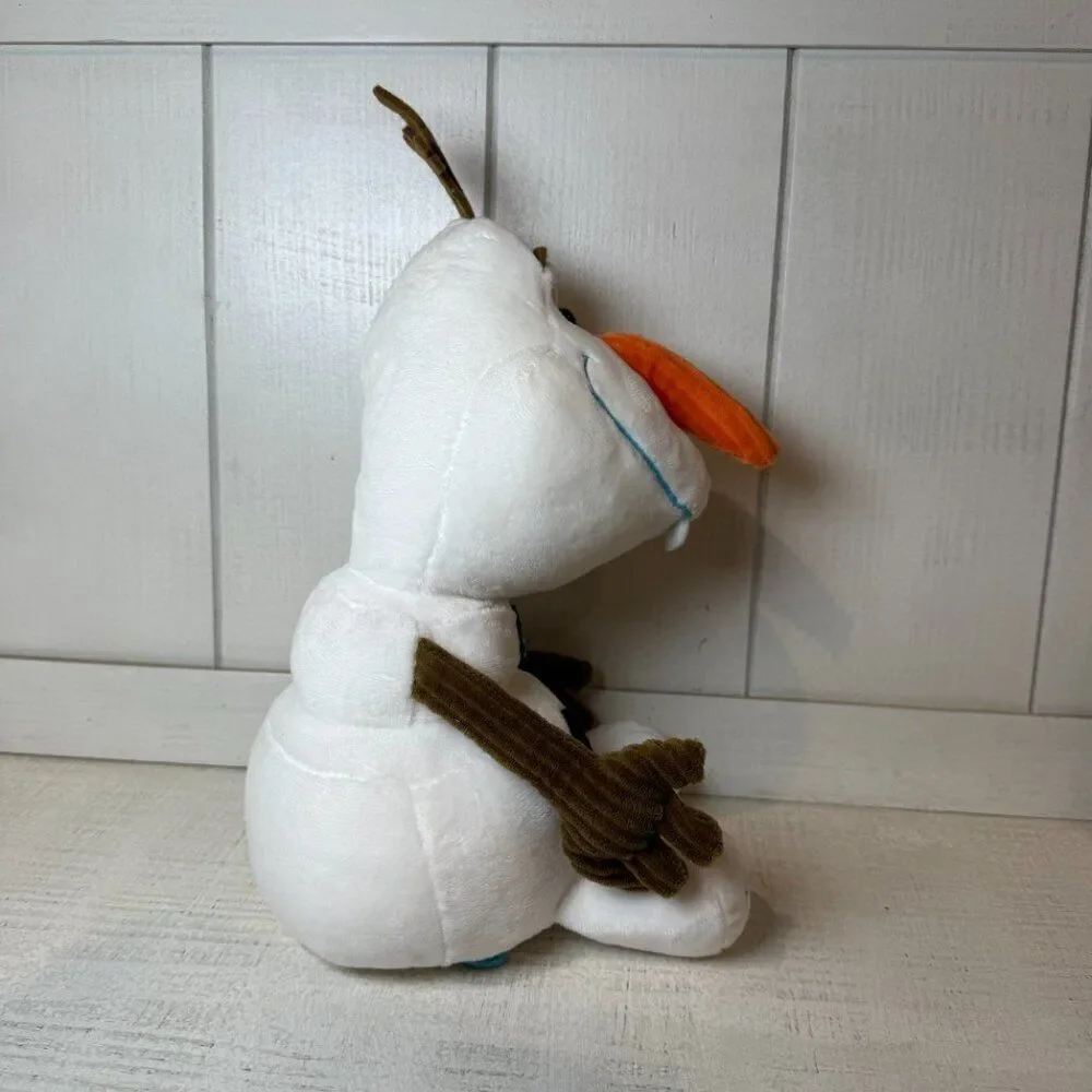 Scentsy Disney Frozen Olaf Buddy Stuffed Animal Plush Snowman *spots*
